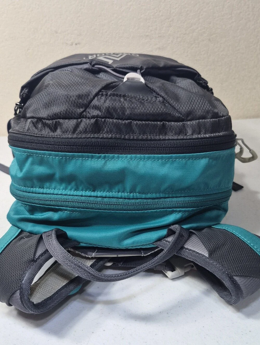 Gregory Maya 16 Backpack Women’s Gray Teal Hydration
